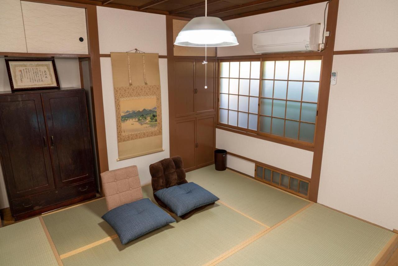 【箱根湯本】日本家屋・箱根湯本駅から徒歩15分、芸者教師の家 Hakone Exterior foto